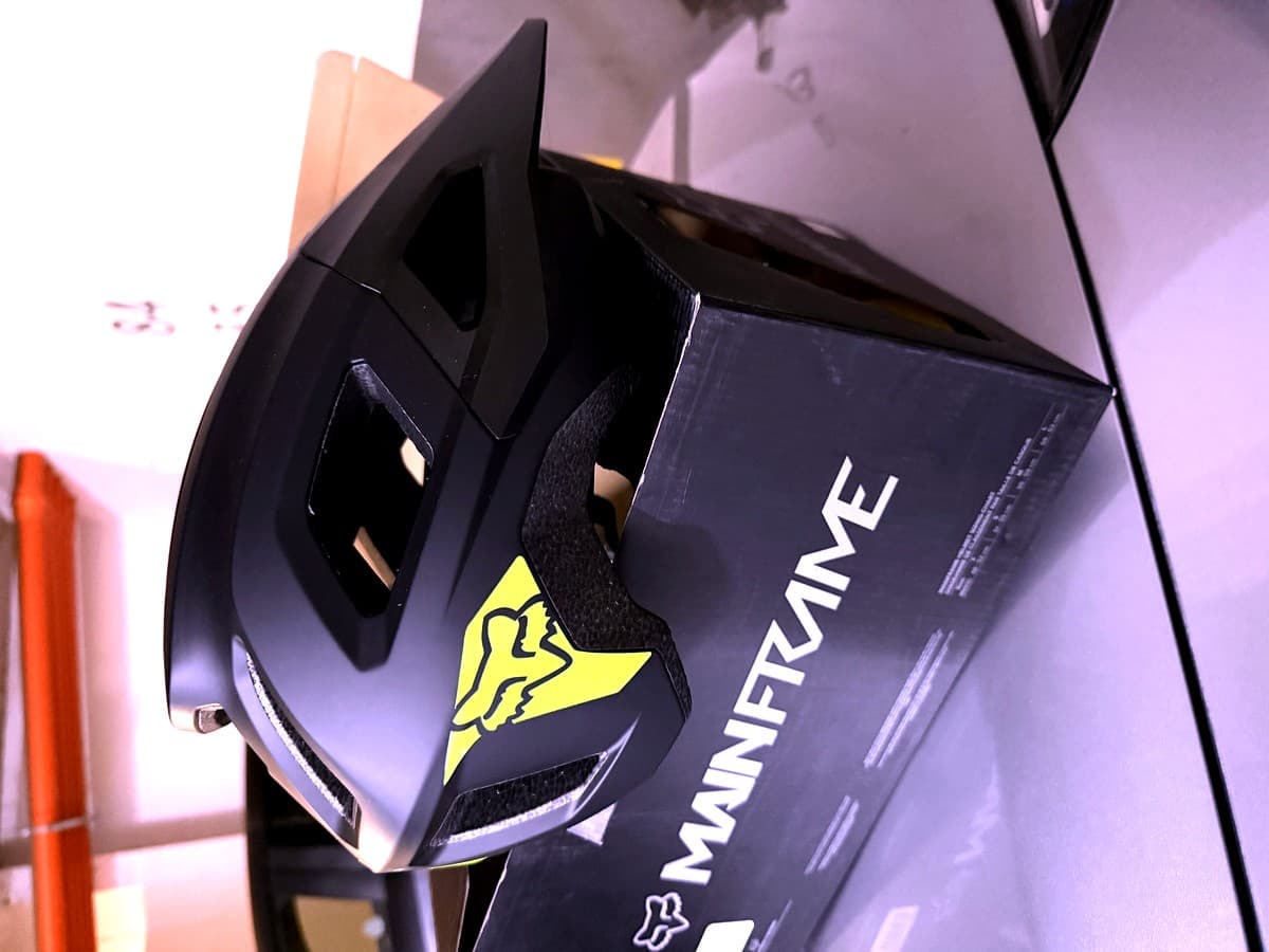 Casco bicicleta Fox Mainframe MIPS