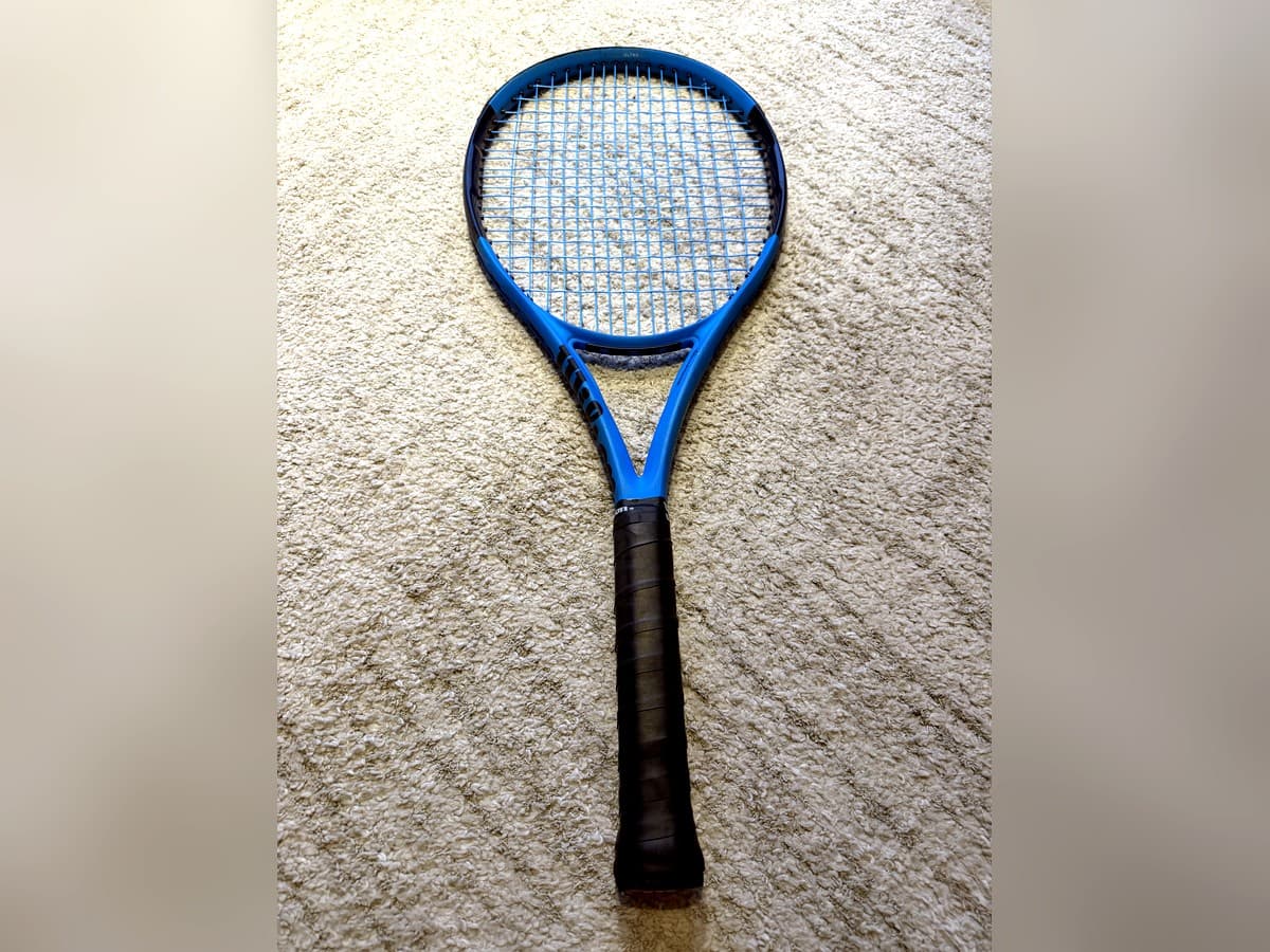Raqueta Wilson Ultra 100 v2.0